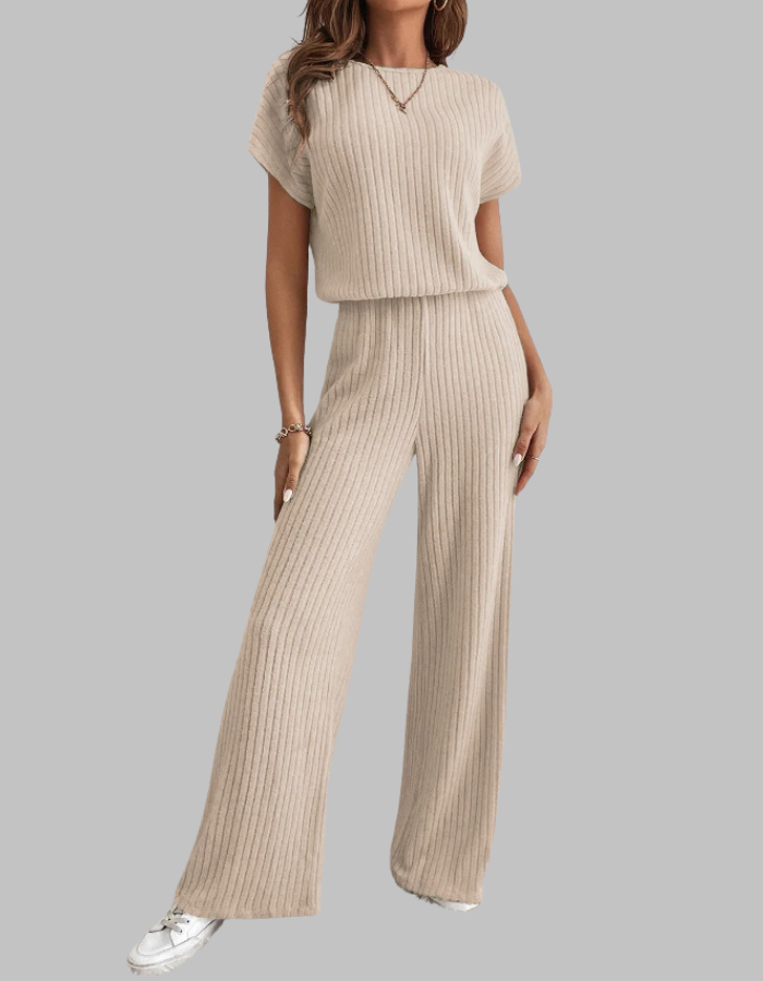 Women's Two-Piece Set with Vertical Ribbed Texture